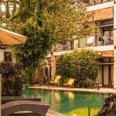 Ecosfera Hotel, Yoga & Spa Canggu Buitenkant foto