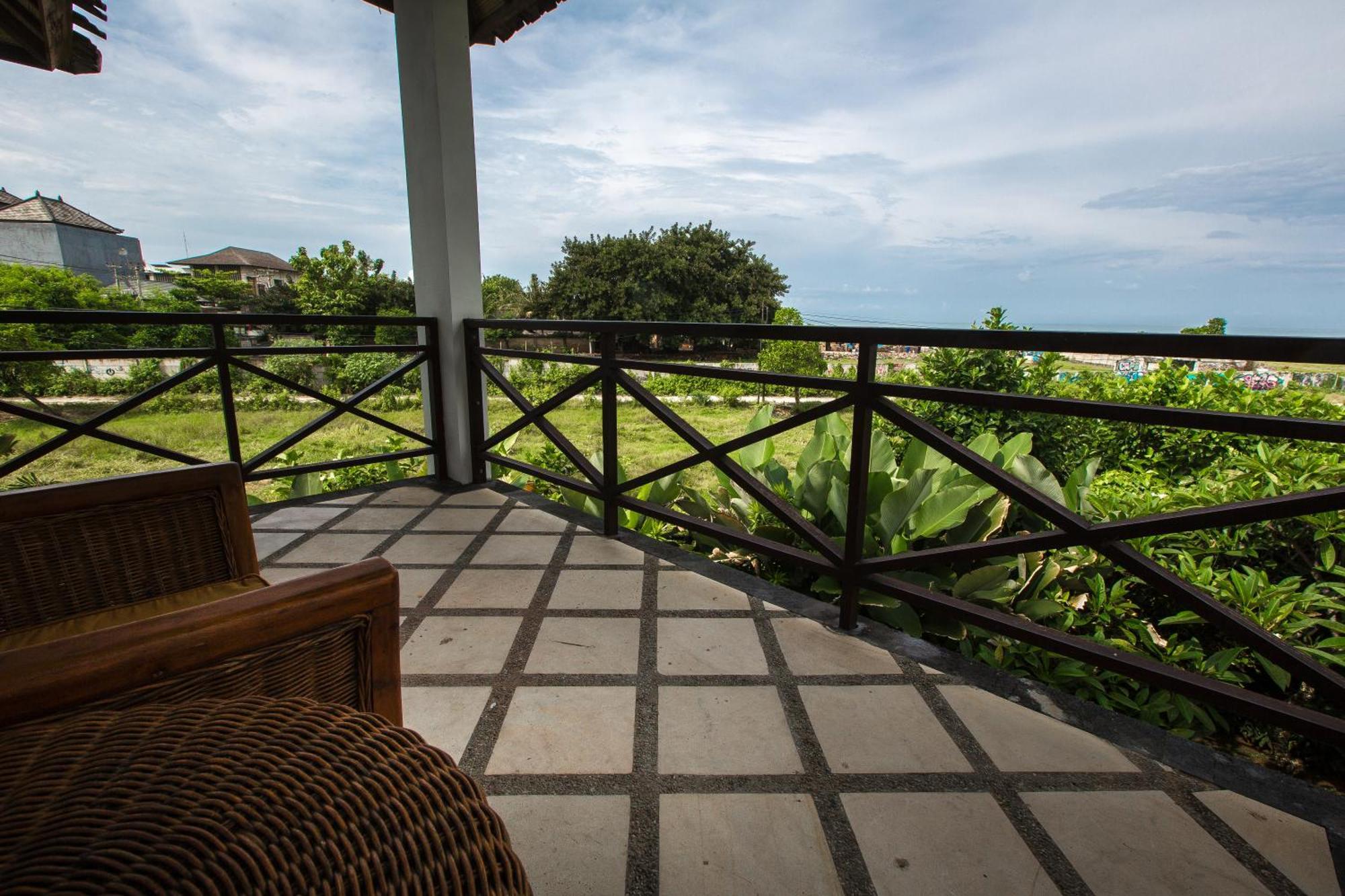 Ecosfera Hotel, Yoga & Spa Canggu Buitenkant foto