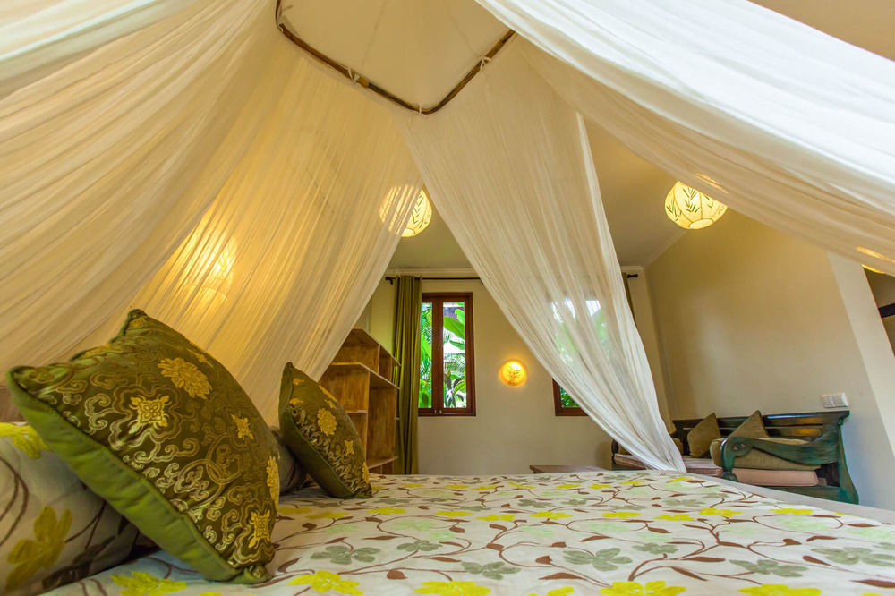 Ecosfera Hotel, Yoga & Spa Canggu Buitenkant foto
